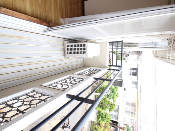 ベランダ・バルコニー グレ－スリキ