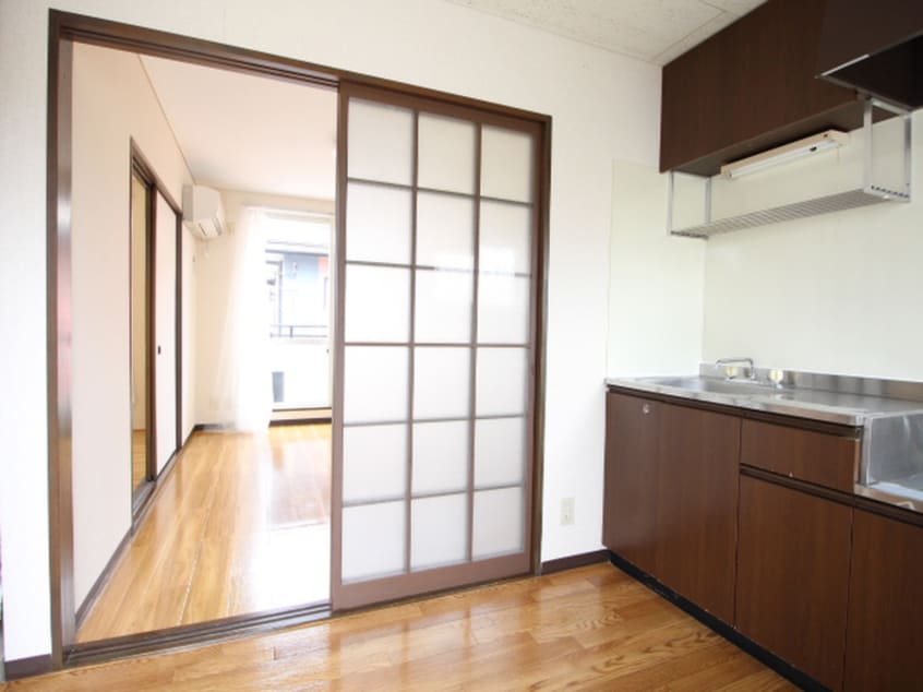 内観写真 グレ－スリキ