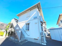 Ｓｕｎｎｙ　Ｃｏｕｒｔ