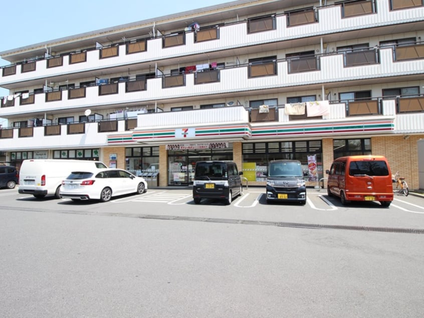 セブンイレブン(コンビニ)まで399m アーリントンハイツ矢部