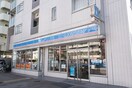 ローソン勝どき四丁目店(コンビニ)まで135m アルシュ勝どき