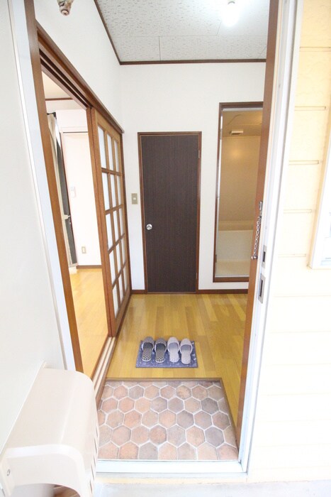玄関 シャンティＢ