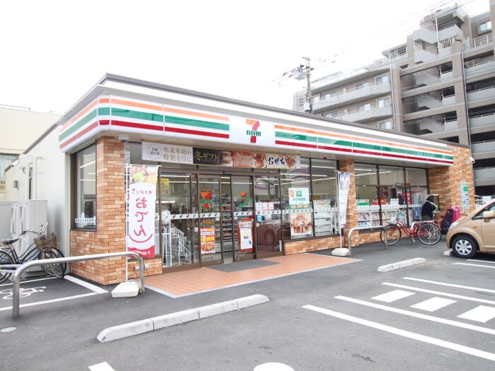 セブンイレブン富士見通り店(コンビニ)まで370m プリムローズ上福岡