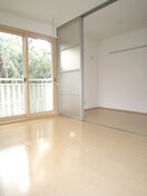 居室 サウスコト－