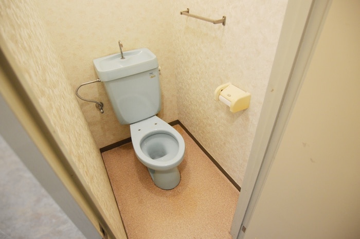 トイレ カ－サ東山