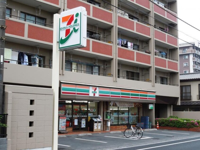 セブンイレブン川越菅原町店(コンビニ)まで220m リブリ・サクラ