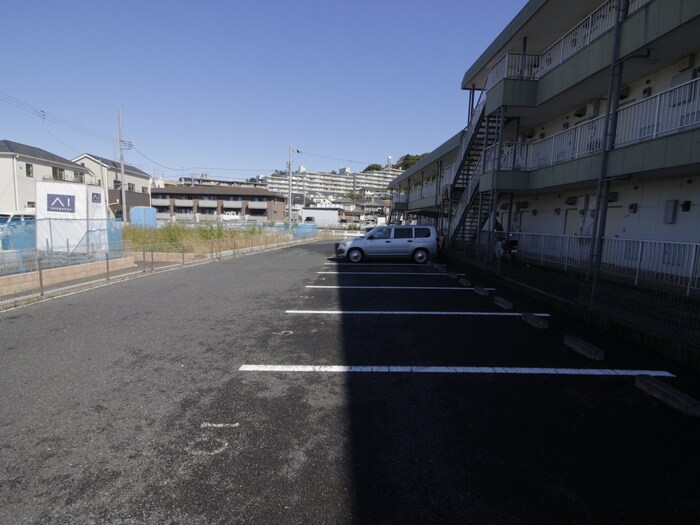 駐車場 ファミールヨシザワ