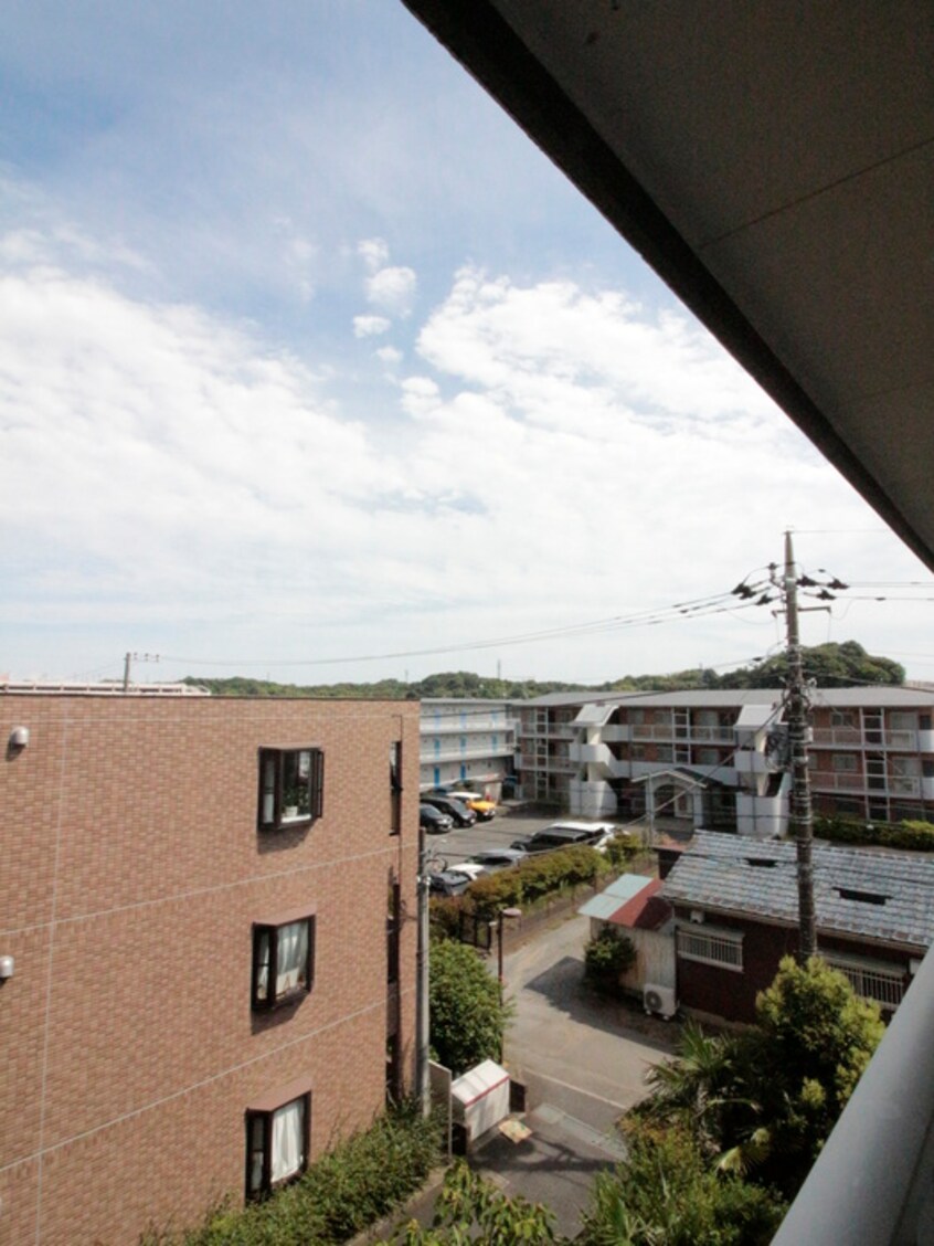 室内からの展望 ファミールヨシザワ