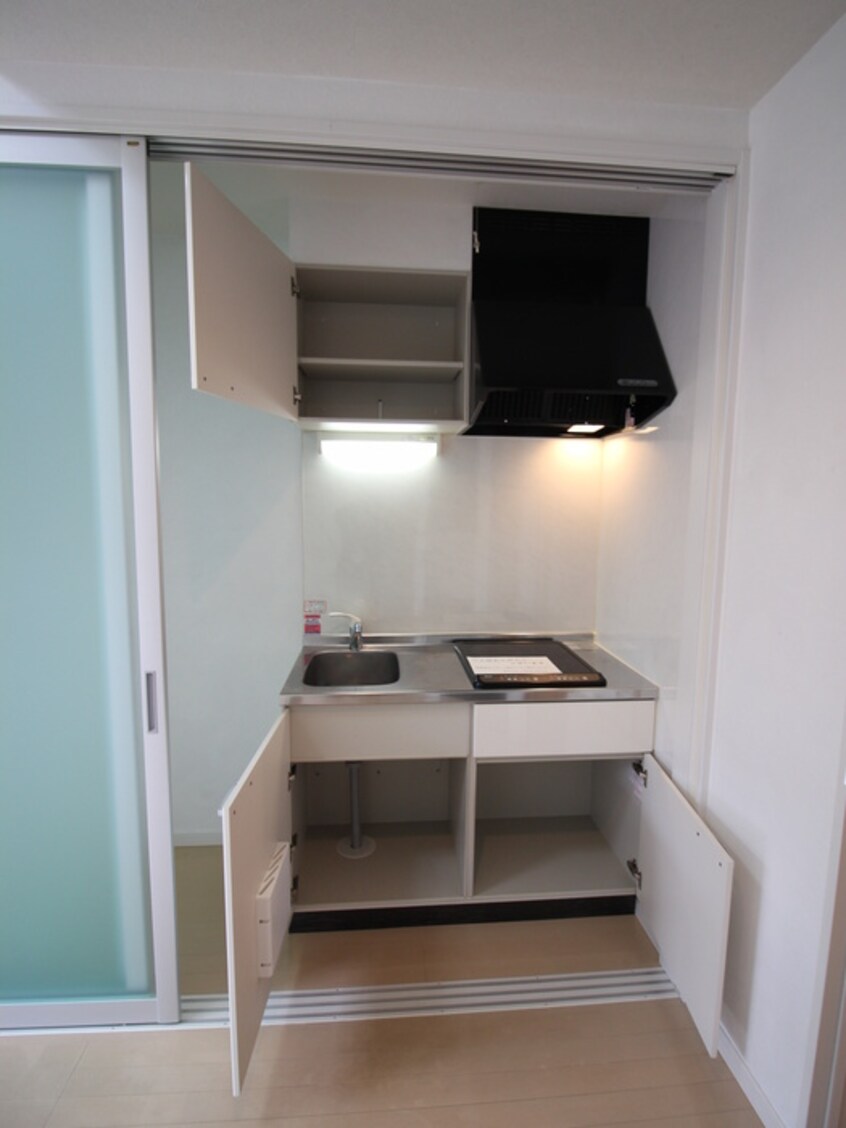 キッチン ロッソコルサ