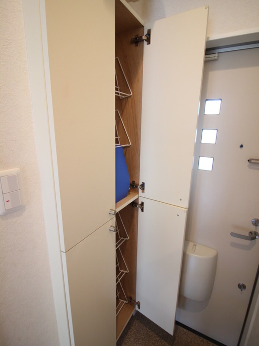 靴箱 ロッソコルサ