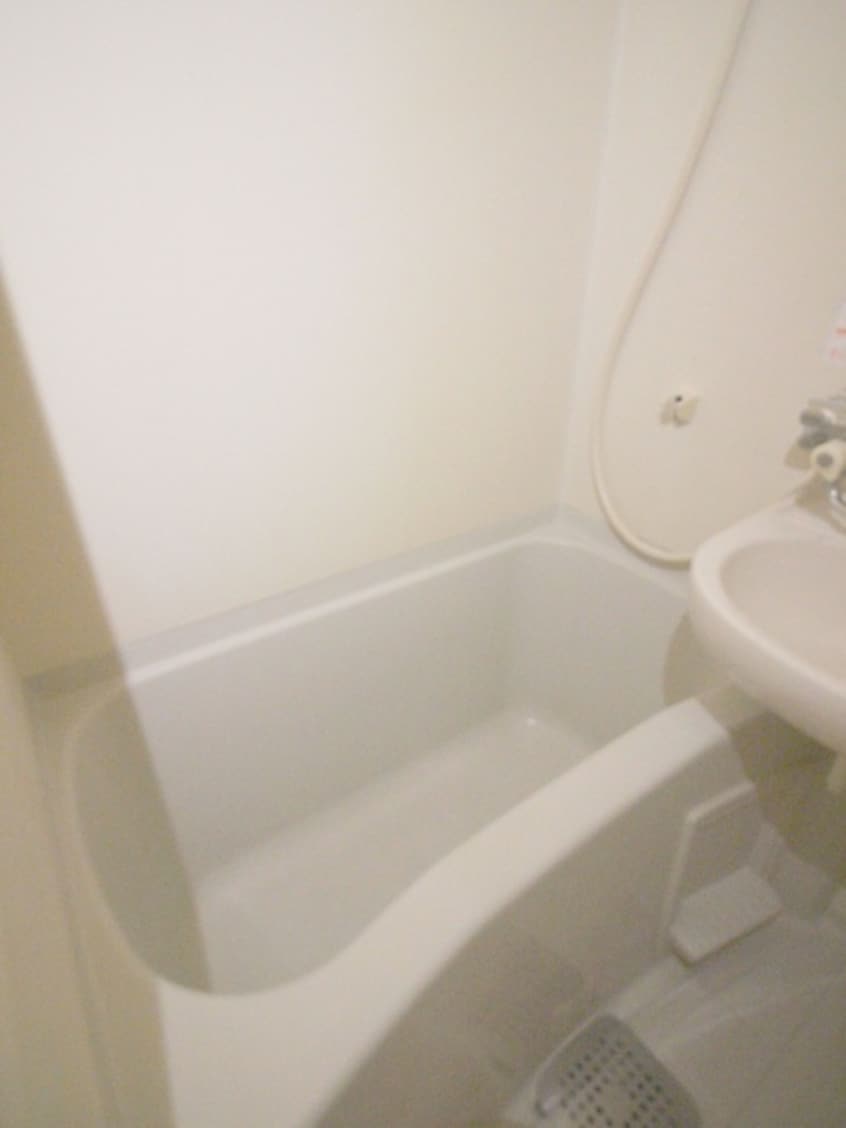 バス／シャワールーム等 ハイツフローラ