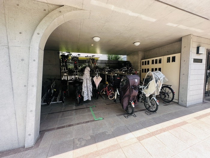 駐輪場 ラティア南烏山