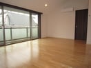室内からの展望 ラティア南烏山