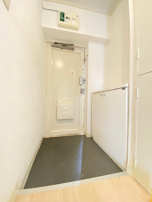 玄関 中野ビル