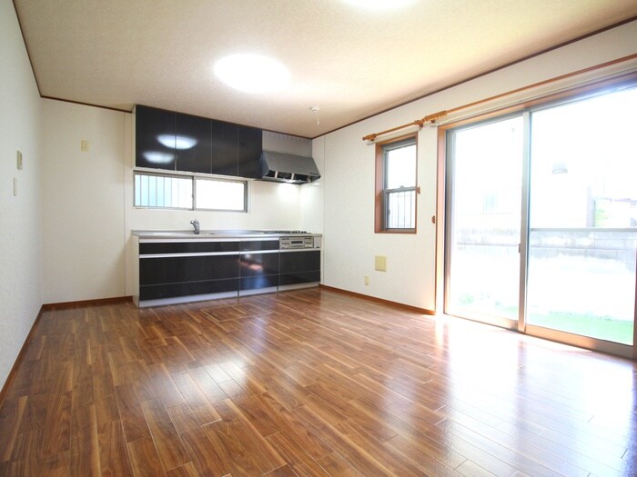 居室 桜ケ丘３丁目佐藤戸建