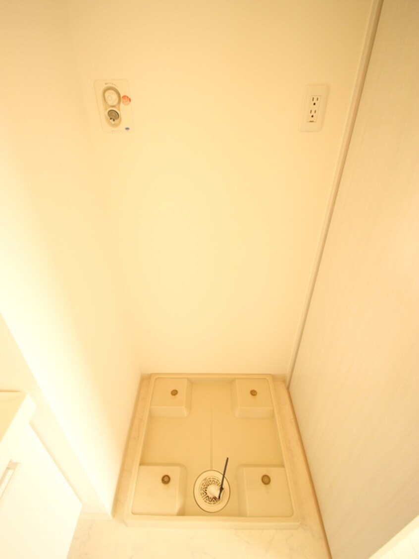 洗濯機置場 SK－ONE市ケ谷