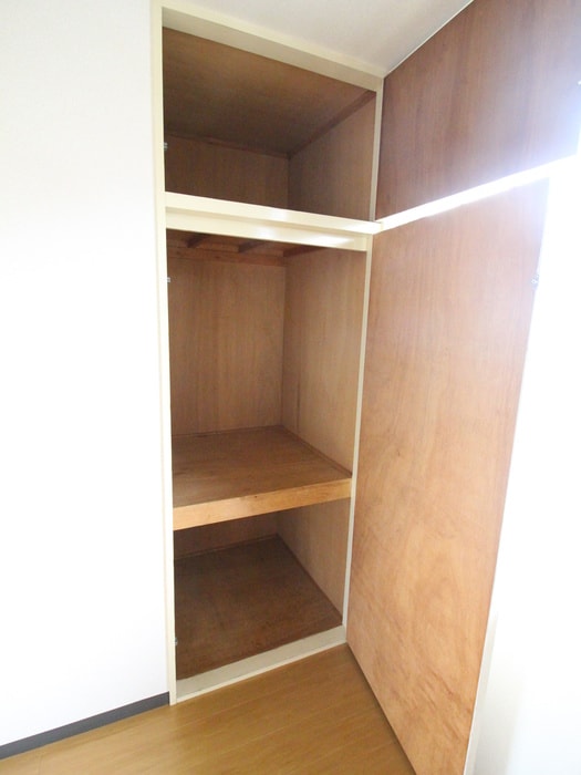 収納 カサグラシアＢ