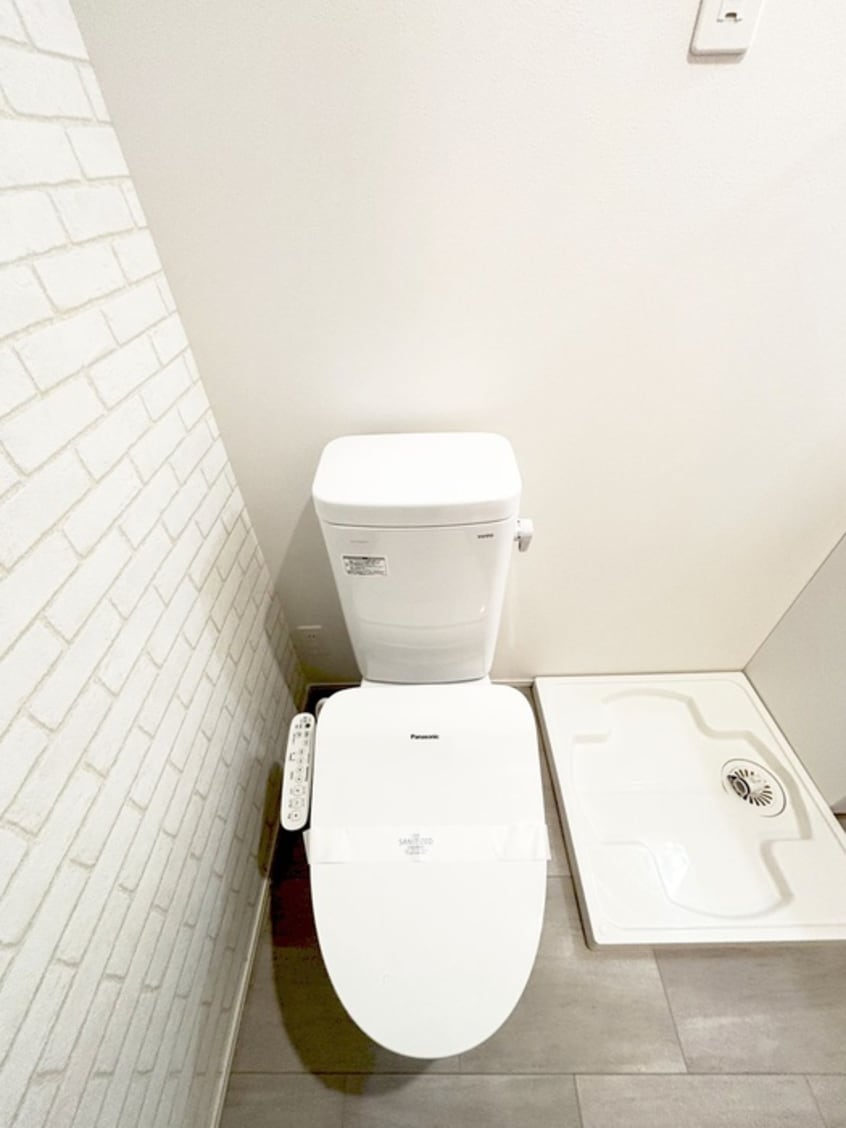 トイレ パインヒル１８