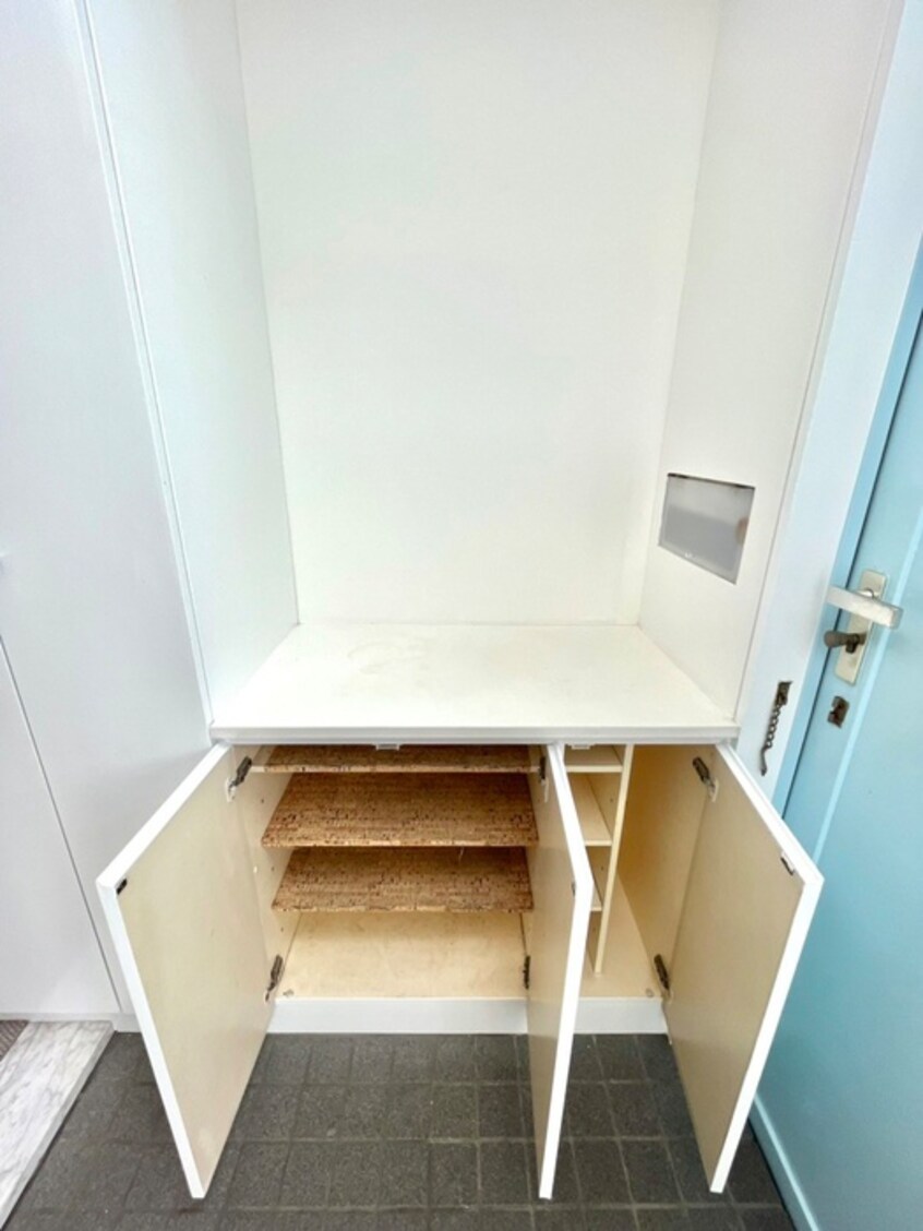 靴箱 矢来町ハウス