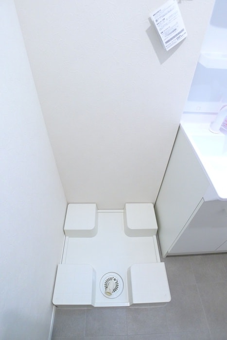 洗濯機置場 IZ(ｲｽﾞ)