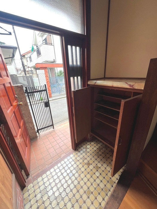 玄関 御殿山二丁目貸家