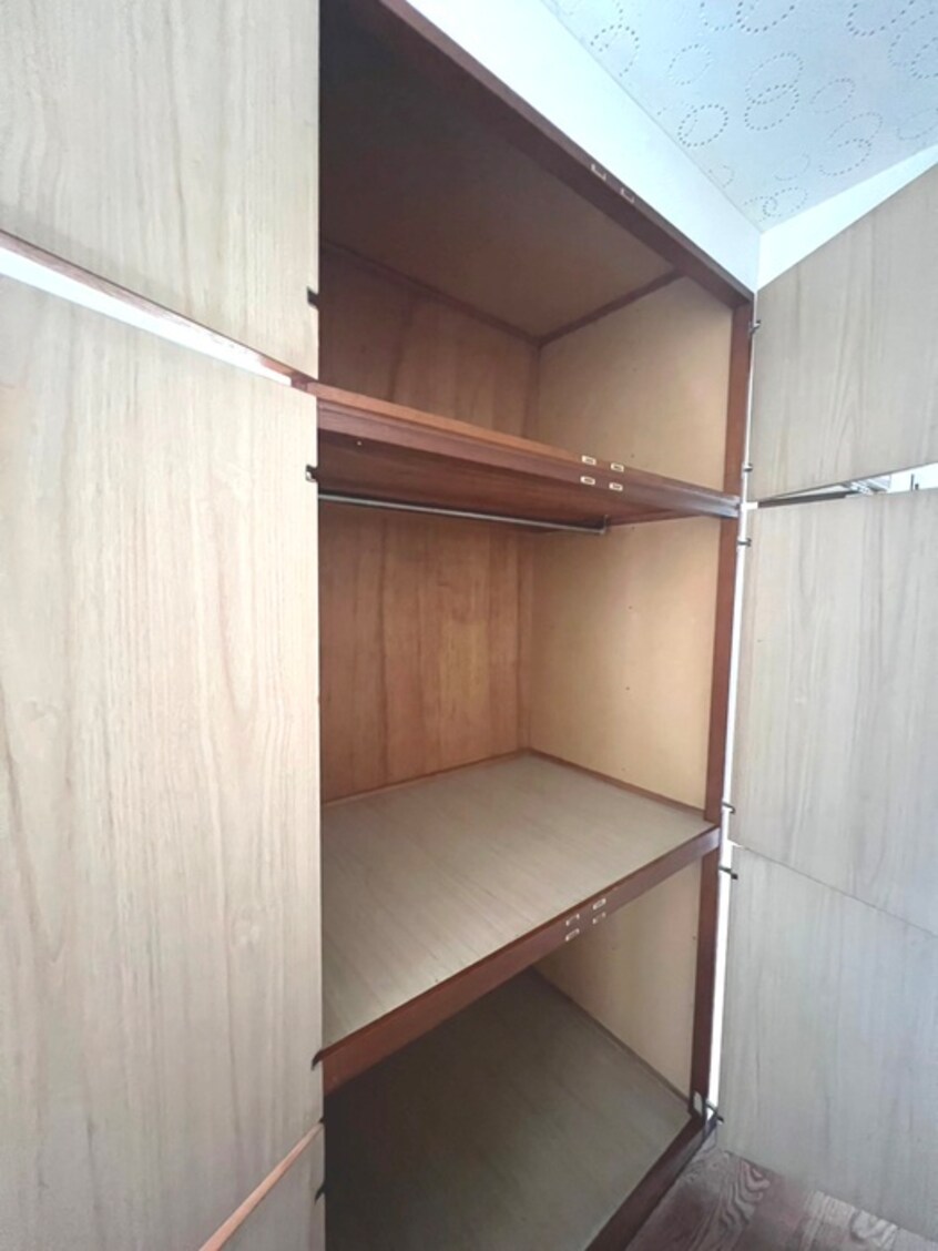 収納 ハイツタナベ１