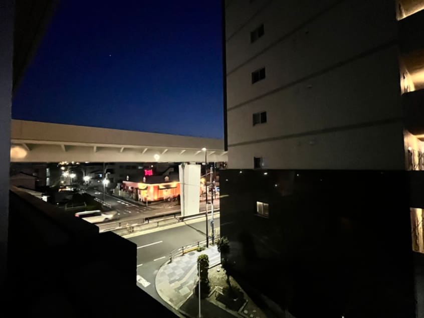 室内からの展望 ＷＡＶＥ西新井