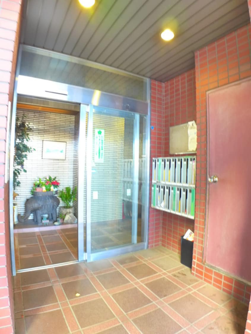 エントランス部分 １９９０ＴＡＭＡＤＡ　ＢＬＤＧ