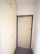 玄関 １９９０ＴＡＭＡＤＡ　ＢＬＤＧ