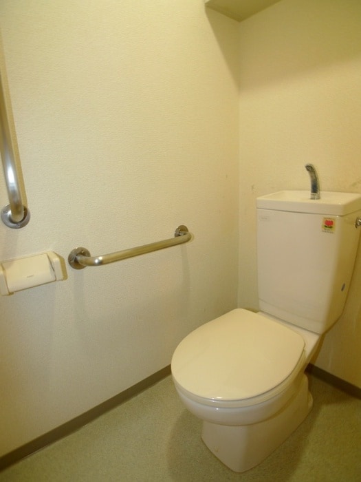 トイレ リファインド　レリシュ