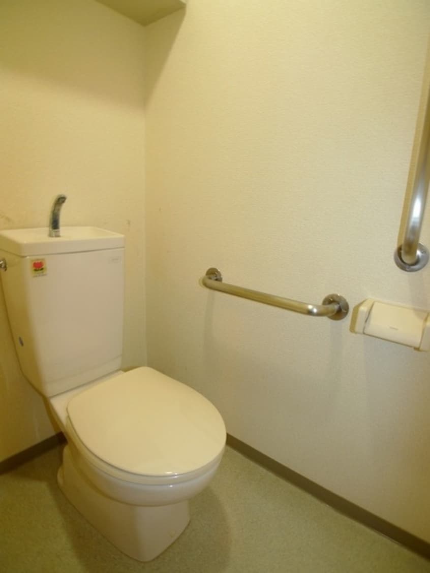 トイレ リファインド　レリシュ