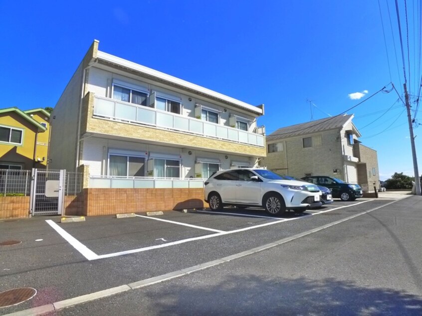 駐車場 リブリ・アザレア