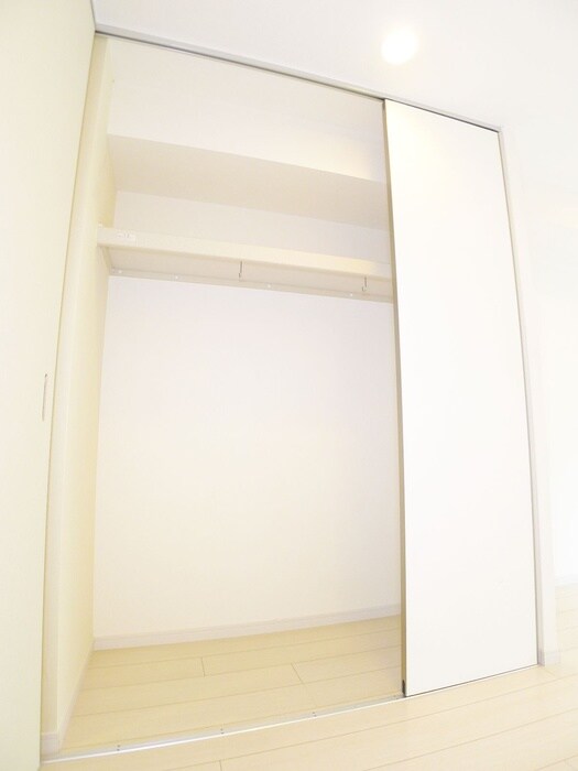 収納 リブリ・アザレア