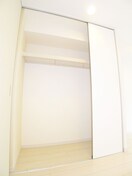 収納 リブリ・アザレア