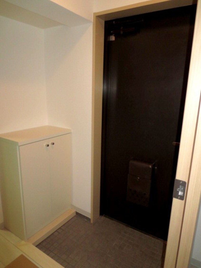 玄関 テラスフロ－ラⅢ