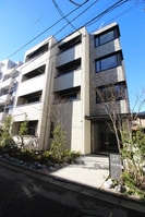 シェリー鷹番の外観