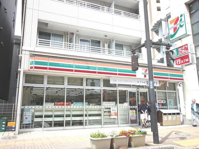 セブンイレブン(コンビニ)まで220m Relache登戸
