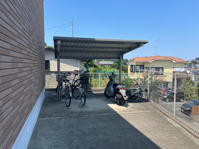 駐輪場 フェリチタ－レ