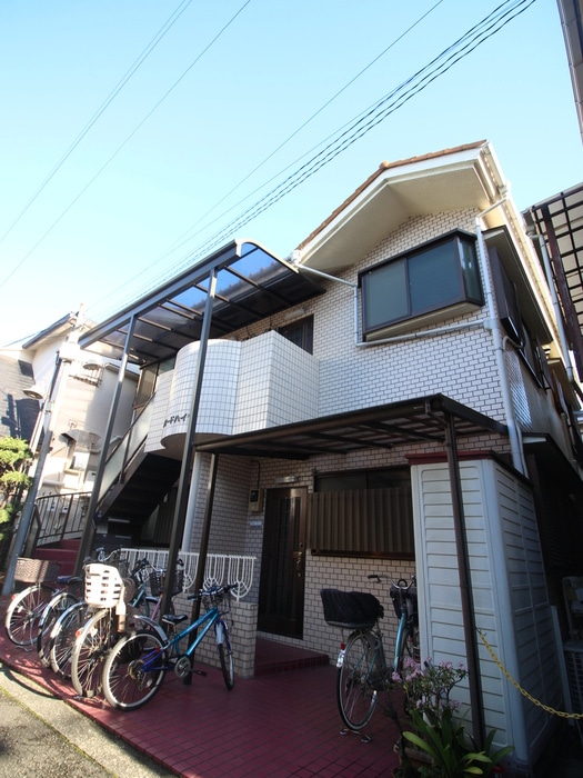 外観写真 バ－ドハイツ