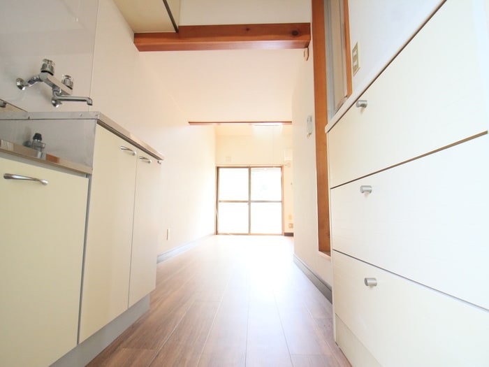 廊下 メゾンマルスギ