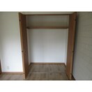 収納 サンホワイトB214