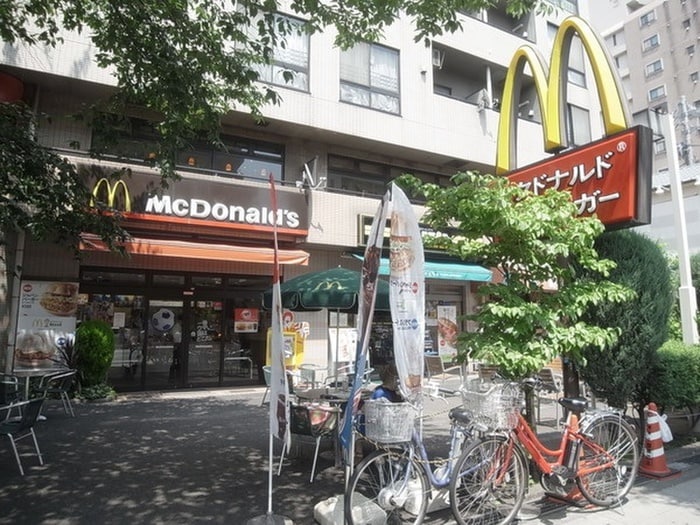 マクドナルド(ファストフード)まで80m フロ－ラルハイツ