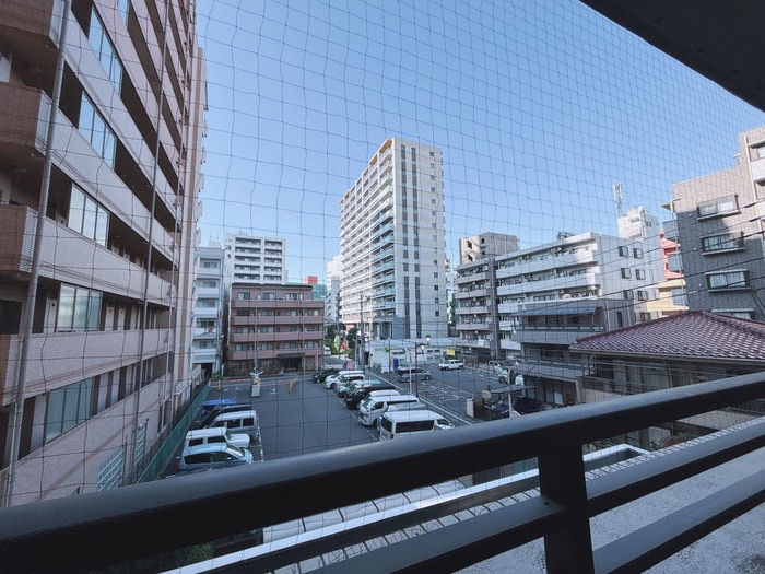 室内からの展望 フルーリー府中