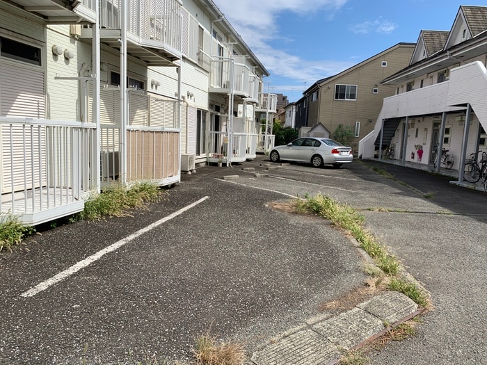 駐車場 ベルティ－ヌ壱番館