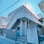 ホワイエカルム