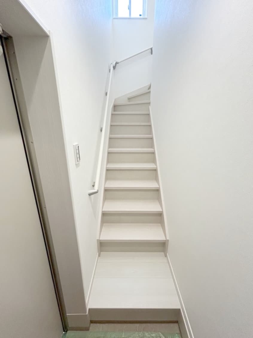 玄関 シャルール国分寺