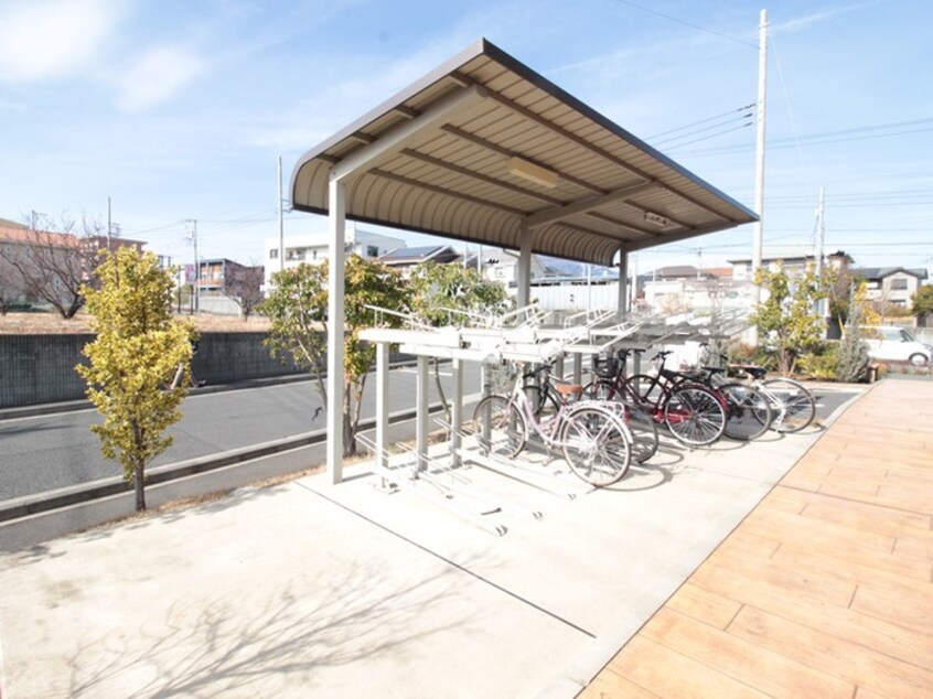 駐輪場 サンガーデン