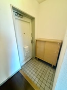 玄関 マンションなしや３号棟