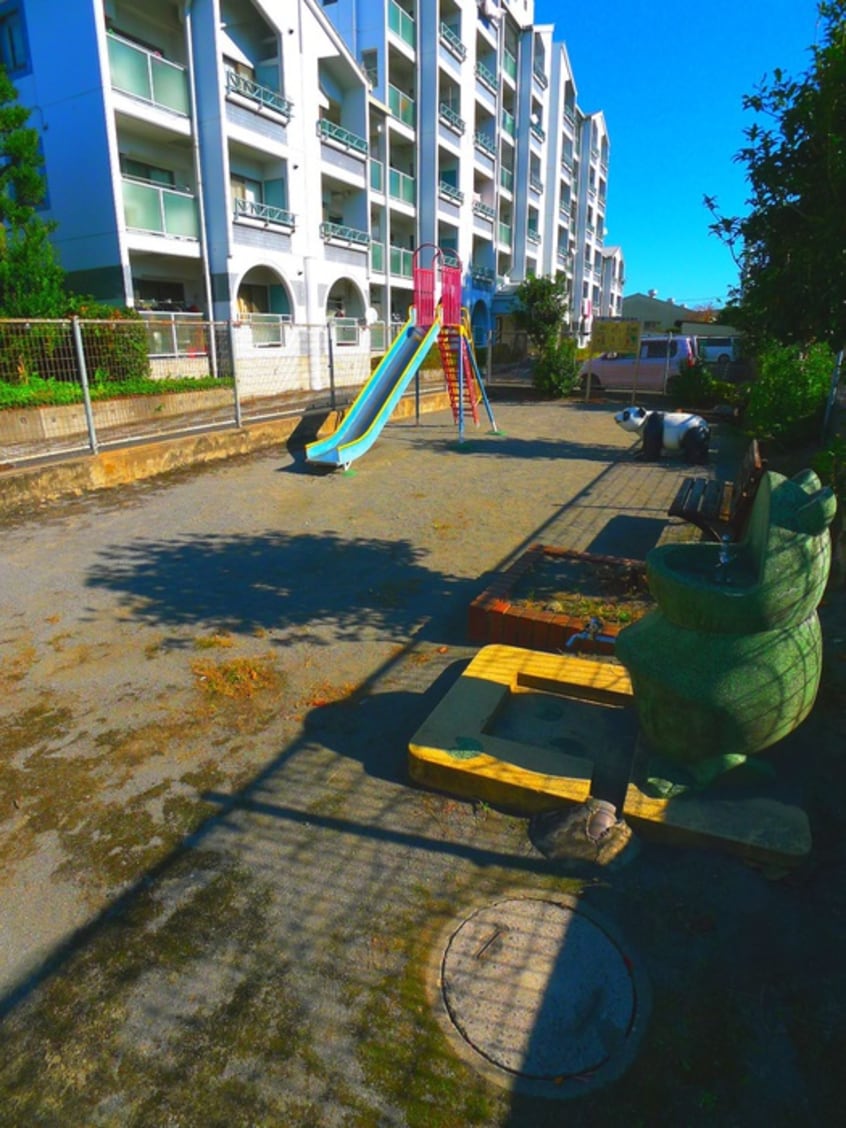 公園(公園)まで5m ＩＶＹ ＧＡＲＤＥＮ