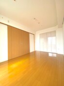 居室 エンブレムコ－ト明石町